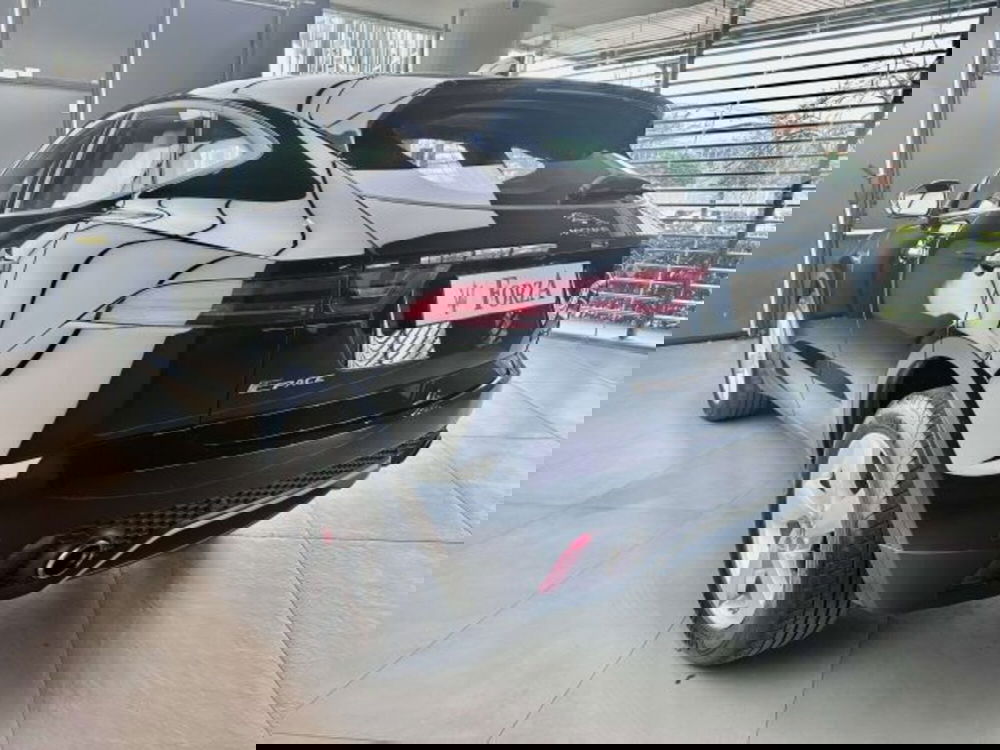 Jaguar E-Pace usata a Torino (8)
