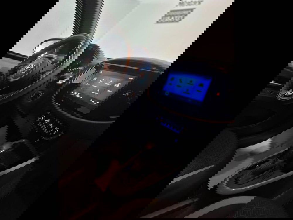 Toyota Aygo X usata a Torino (11)