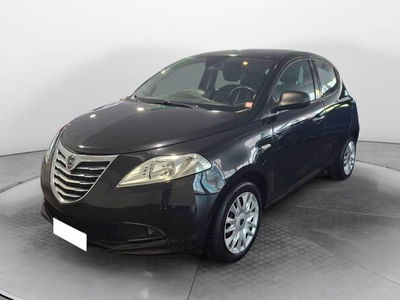 Lancia Ypsilon 1.2 69 CV 5 porte Silver del 2016 usata a Torino