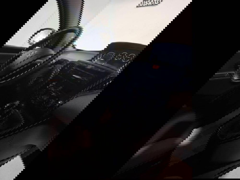 Lancia Ypsilon usata a Torino (10)