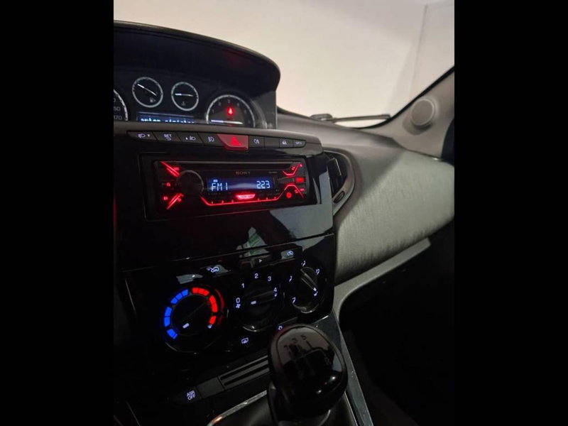 Lancia Ypsilon usata a Torino (8)