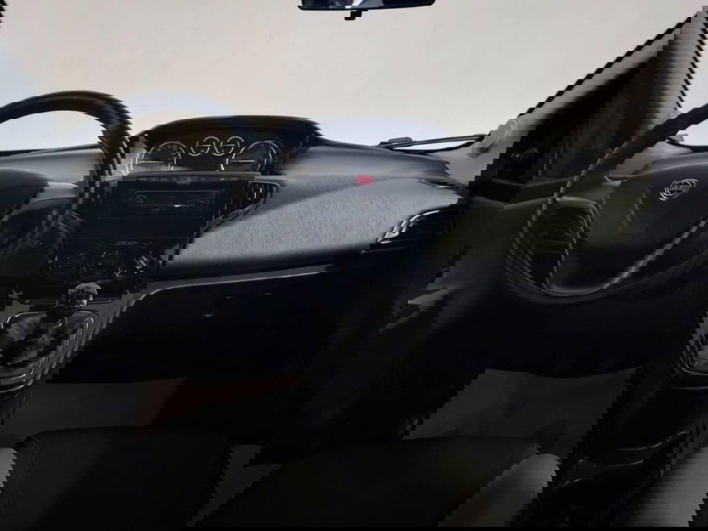 Lancia Ypsilon usata a Torino (9)