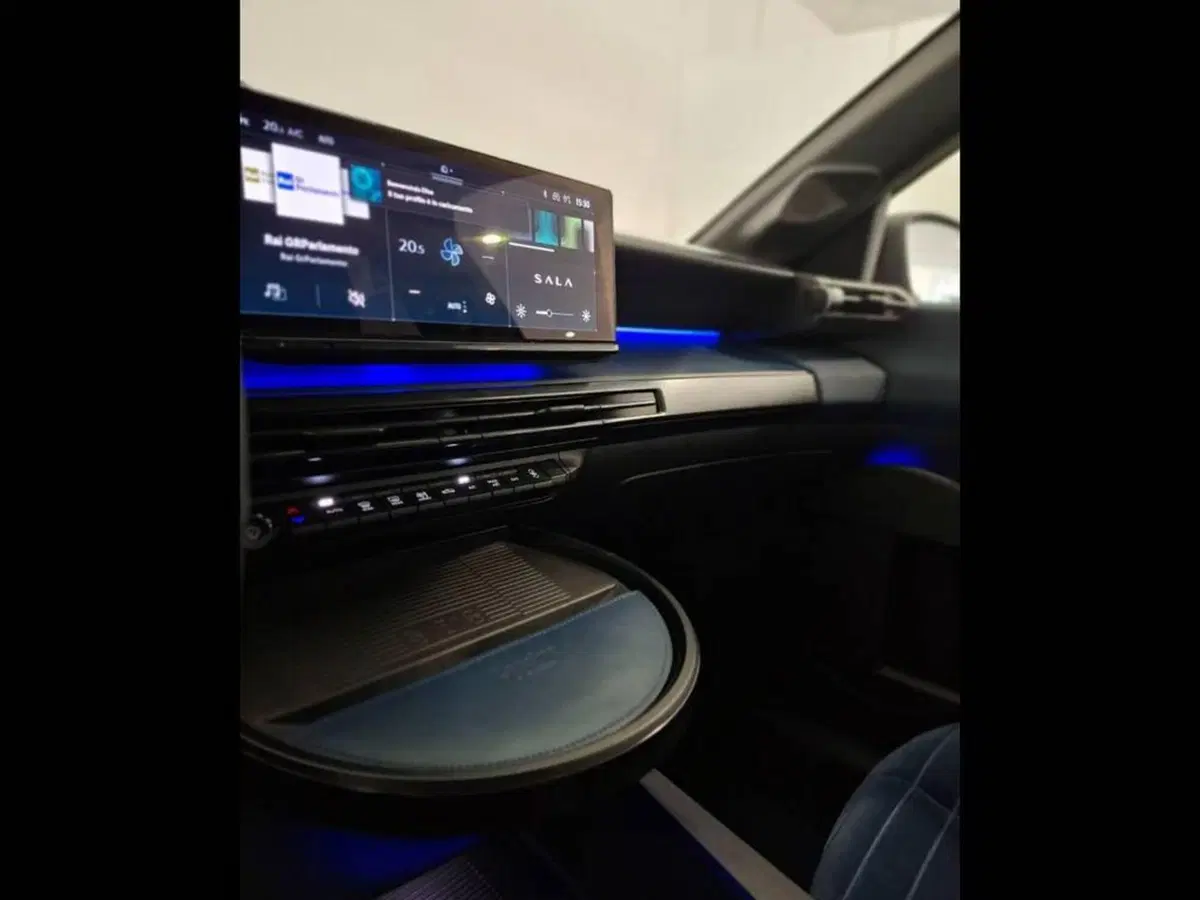 Lancia Ypsilon usata a Torino (8)