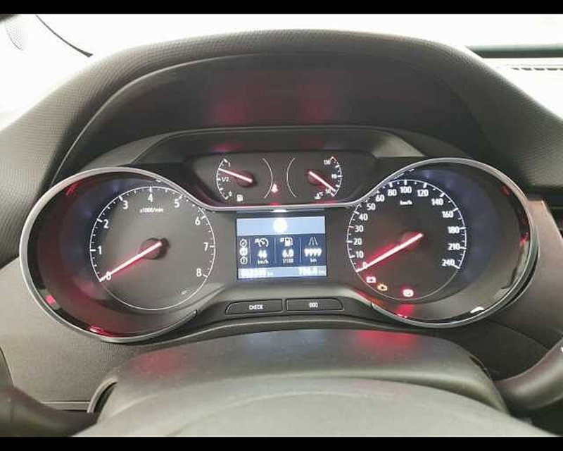 Opel Crossland usata a Alessandria (11)