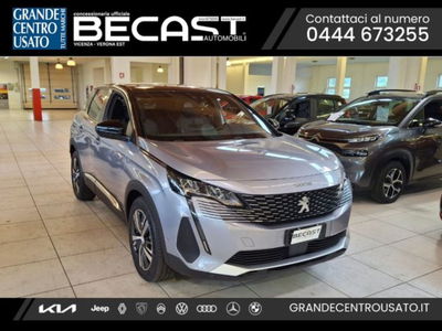 Peugeot 3008 1.2 hybrid Allure Business 145cv e-dcs6 del 2024 usata a Brendola