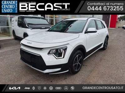 Kia Niro 1.6 GDi DCT HEV Business nuova a Brendola