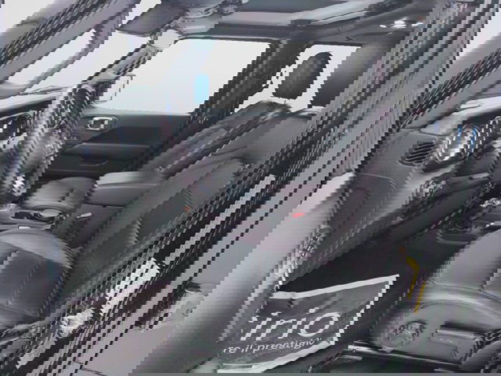 Jeep Wrangler Unlimited usata a Teramo (14)