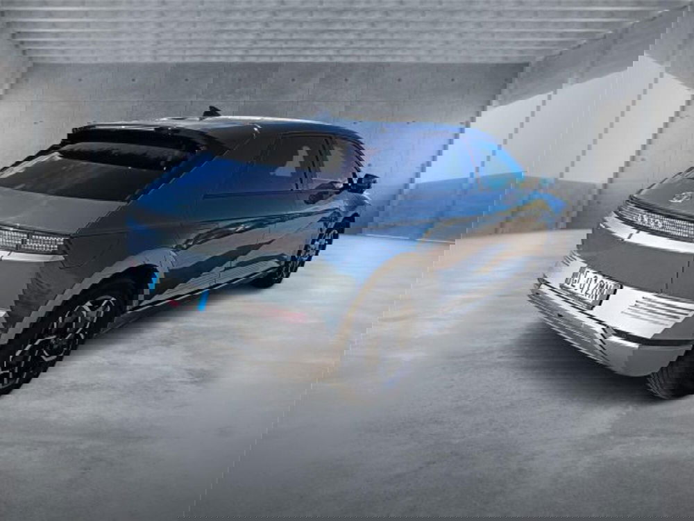 Hyundai Ioniq 5 usata a Bari (6)