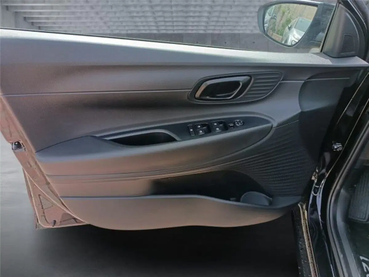 Hyundai i20 nuova a Bari (9)