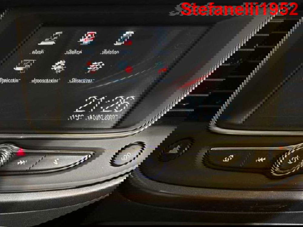 Opel Crossland X usata a Bologna (18)