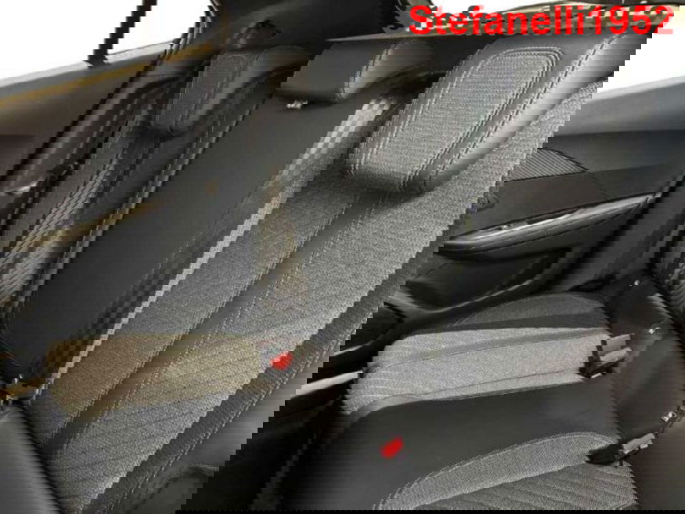 Peugeot 2008 nuova a Bologna (9)