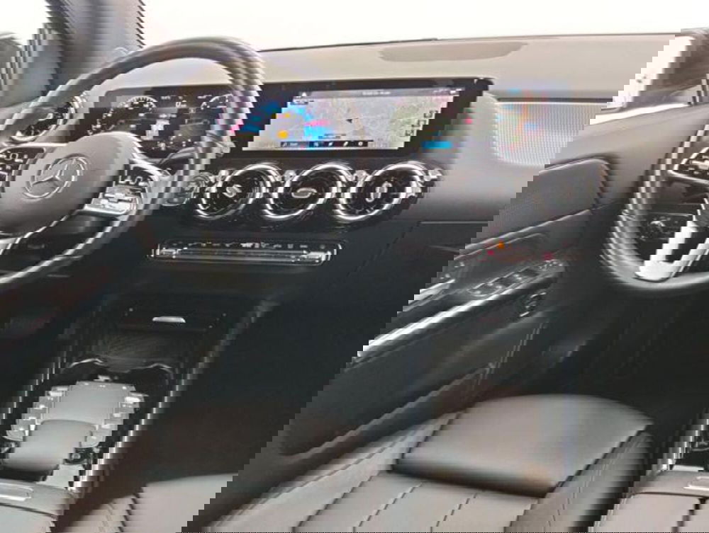 Mercedes-Benz GLA SUV usata a Como (10)