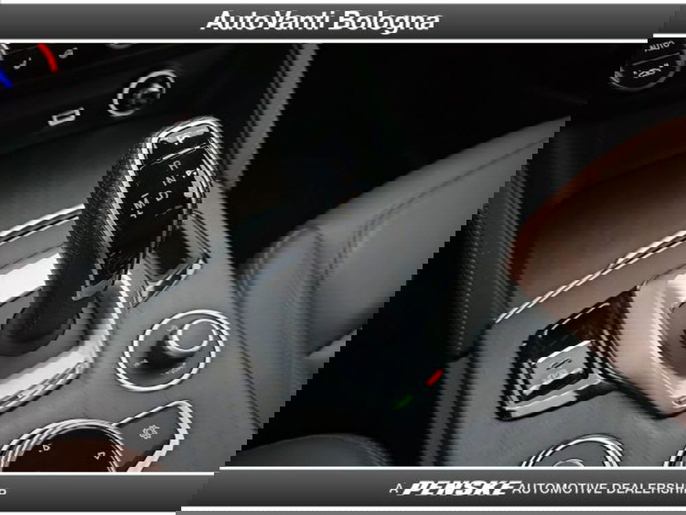 Alfa Romeo Stelvio usata a Bologna (12)