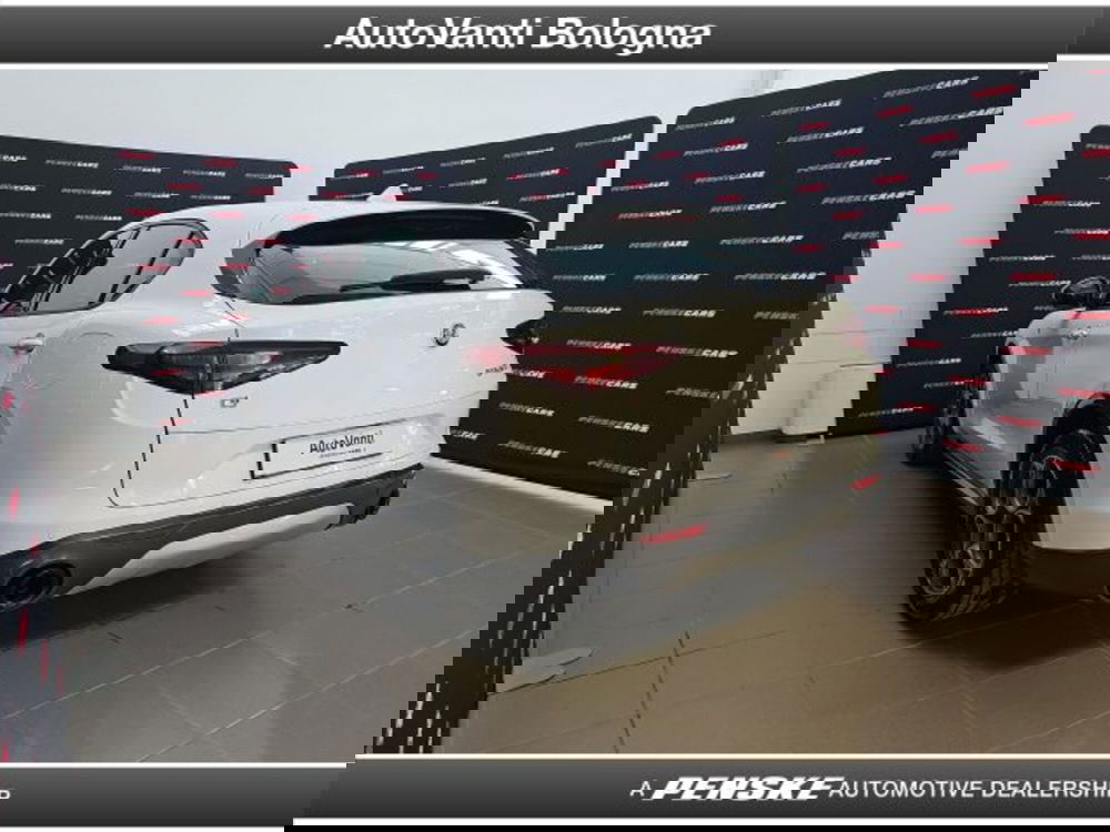 Alfa Romeo Stelvio usata a Bologna (3)