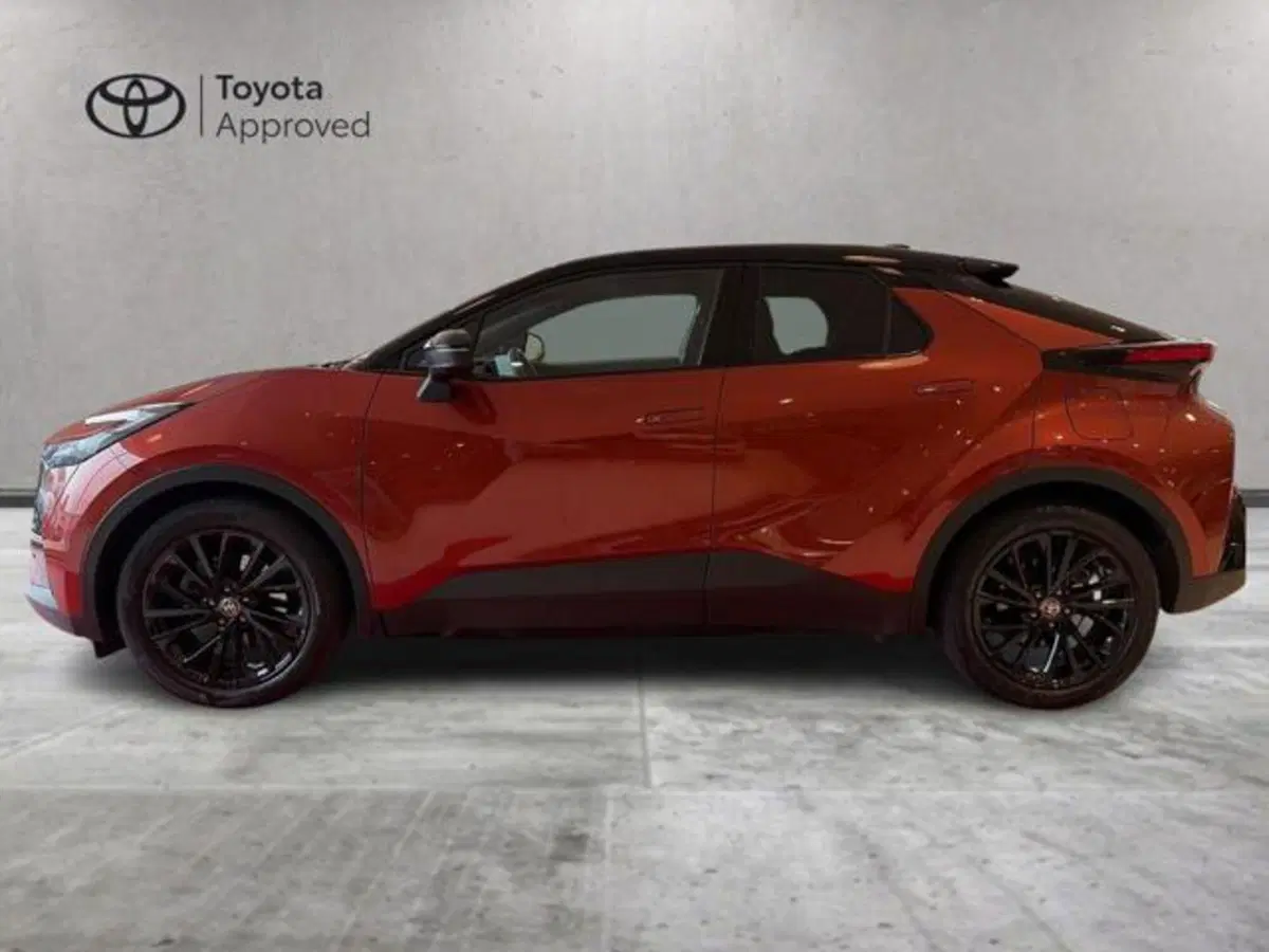 Toyota Toyota C-HR usata a Sassari (3)