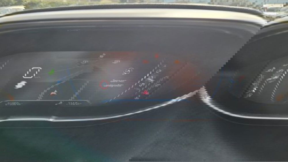 Peugeot 3008 usata a Lucca (17)