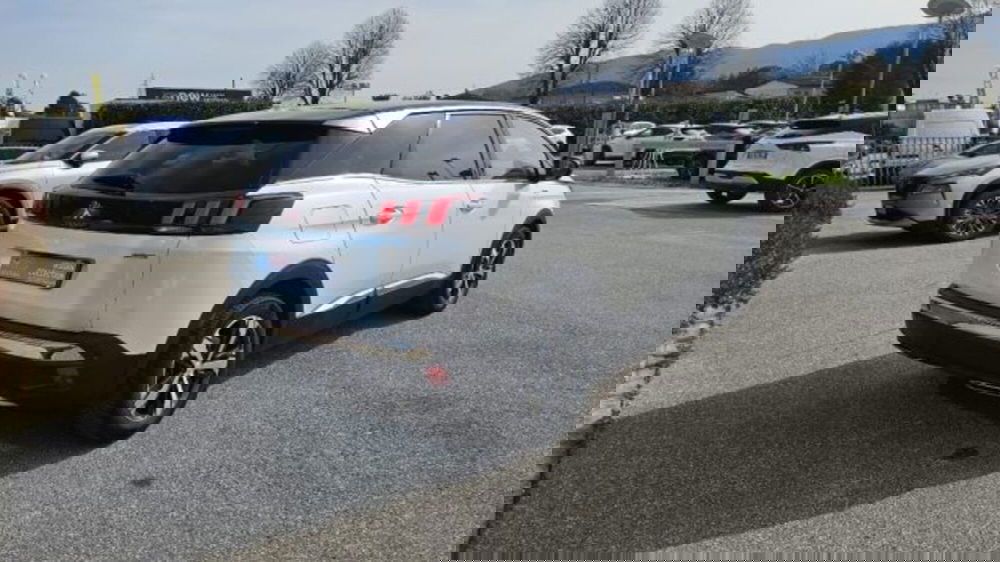 Peugeot 3008 usata a Lucca (4)