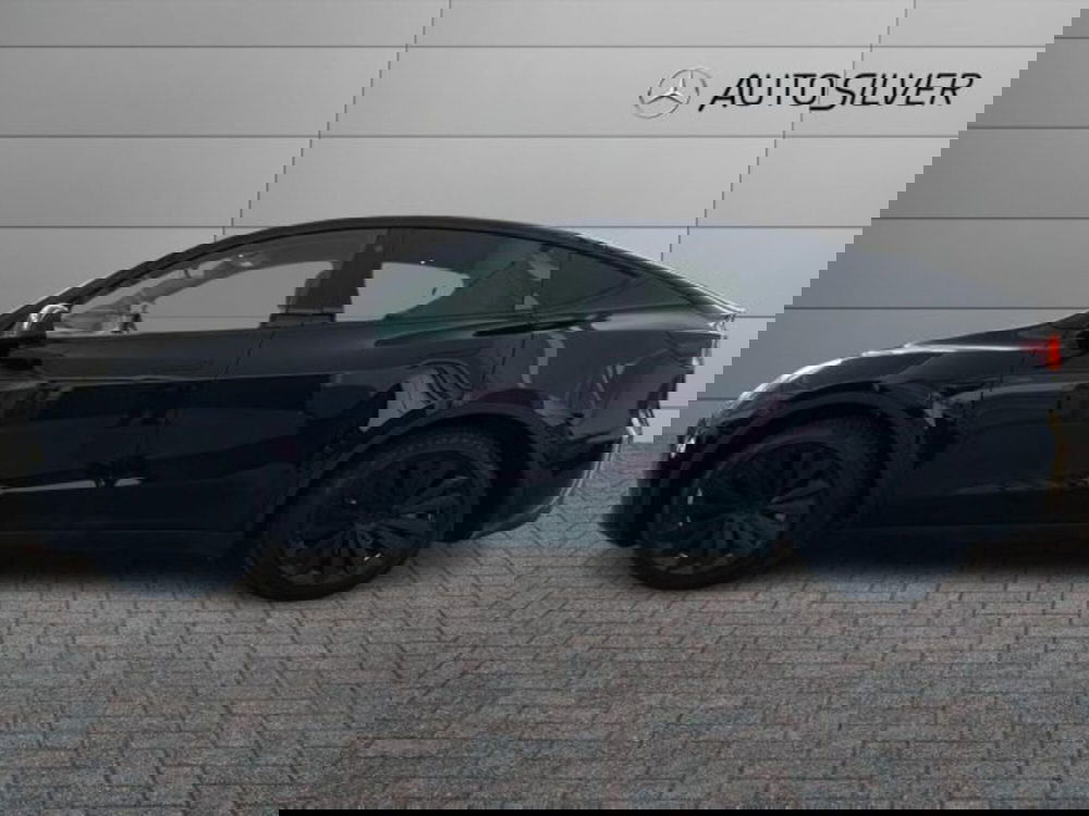 Tesla Model Y usata a Verona (6)