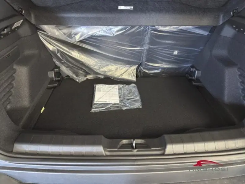 Jeep Avenger nuova a Perugia (9)