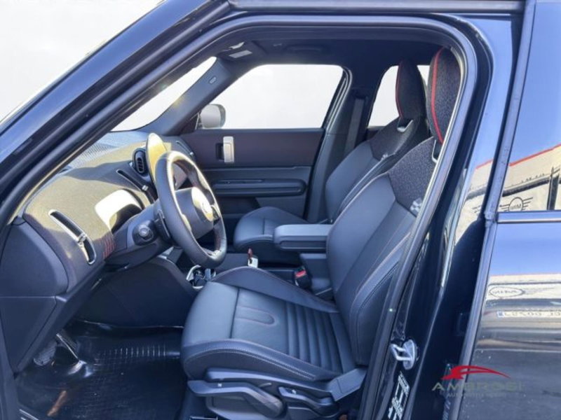 MINI Mini Countryman nuova a Perugia (10)