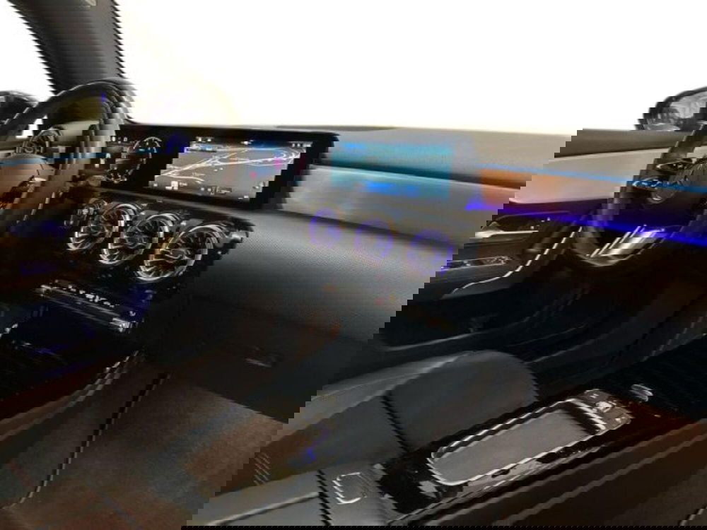 Mercedes-Benz Classe A usata a Avellino (13)