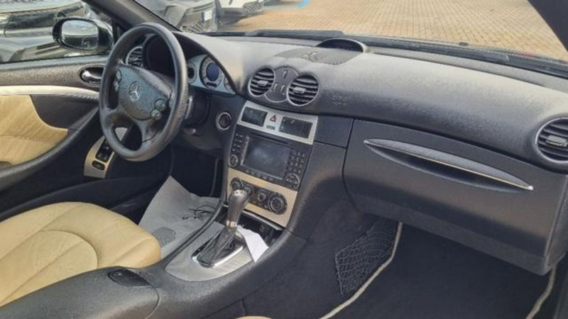 Mercedes-Benz CLK usata a Savona (10)