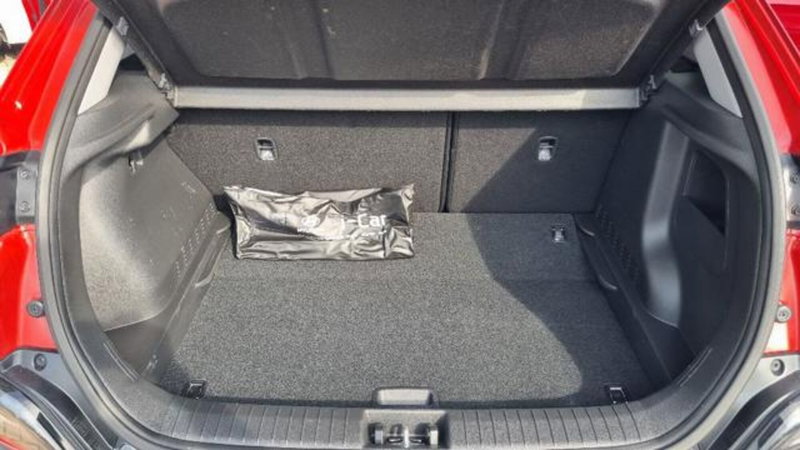 Hyundai Kona usata a Savona (11)