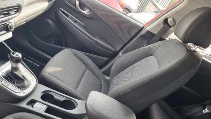 Hyundai Kona usata a Savona (8)