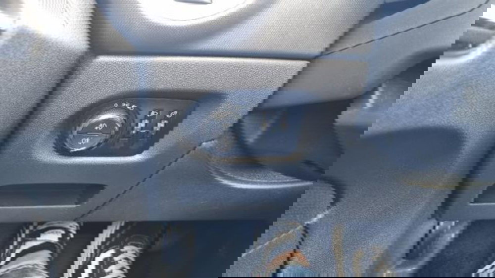 Opel Corsa usata a Savona (10)