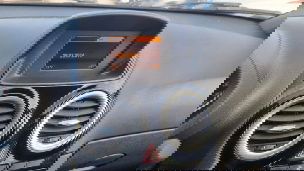 Opel Corsa usata a Savona (5)