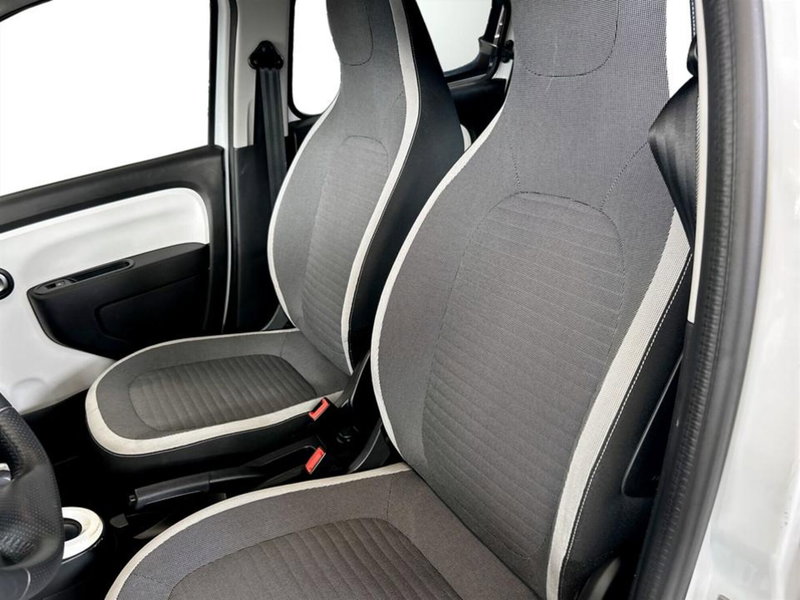 Renault Twingo usata a Piacenza (11)