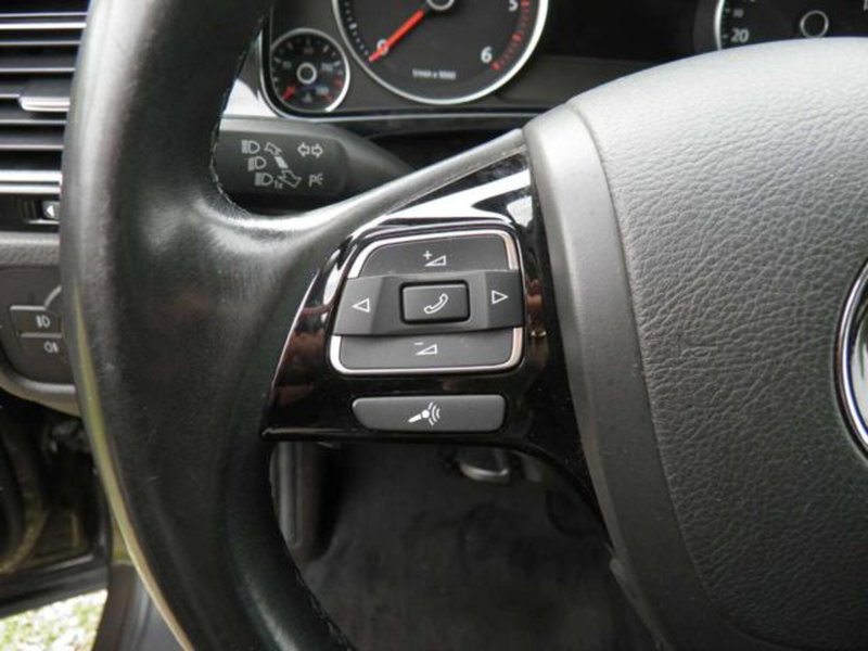 Volkswagen Touareg usata a Firenze (10)