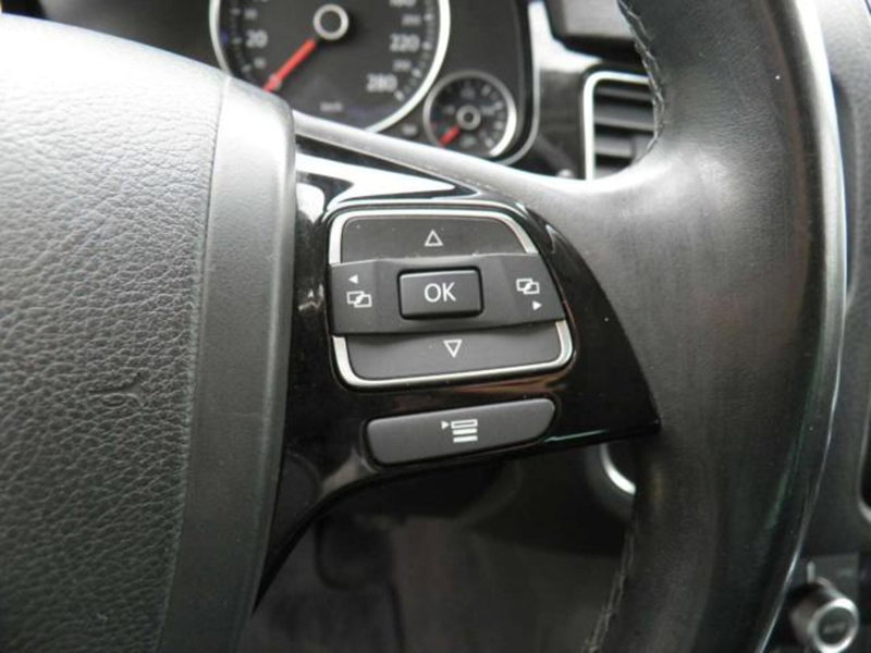Volkswagen Touareg usata a Firenze (11)