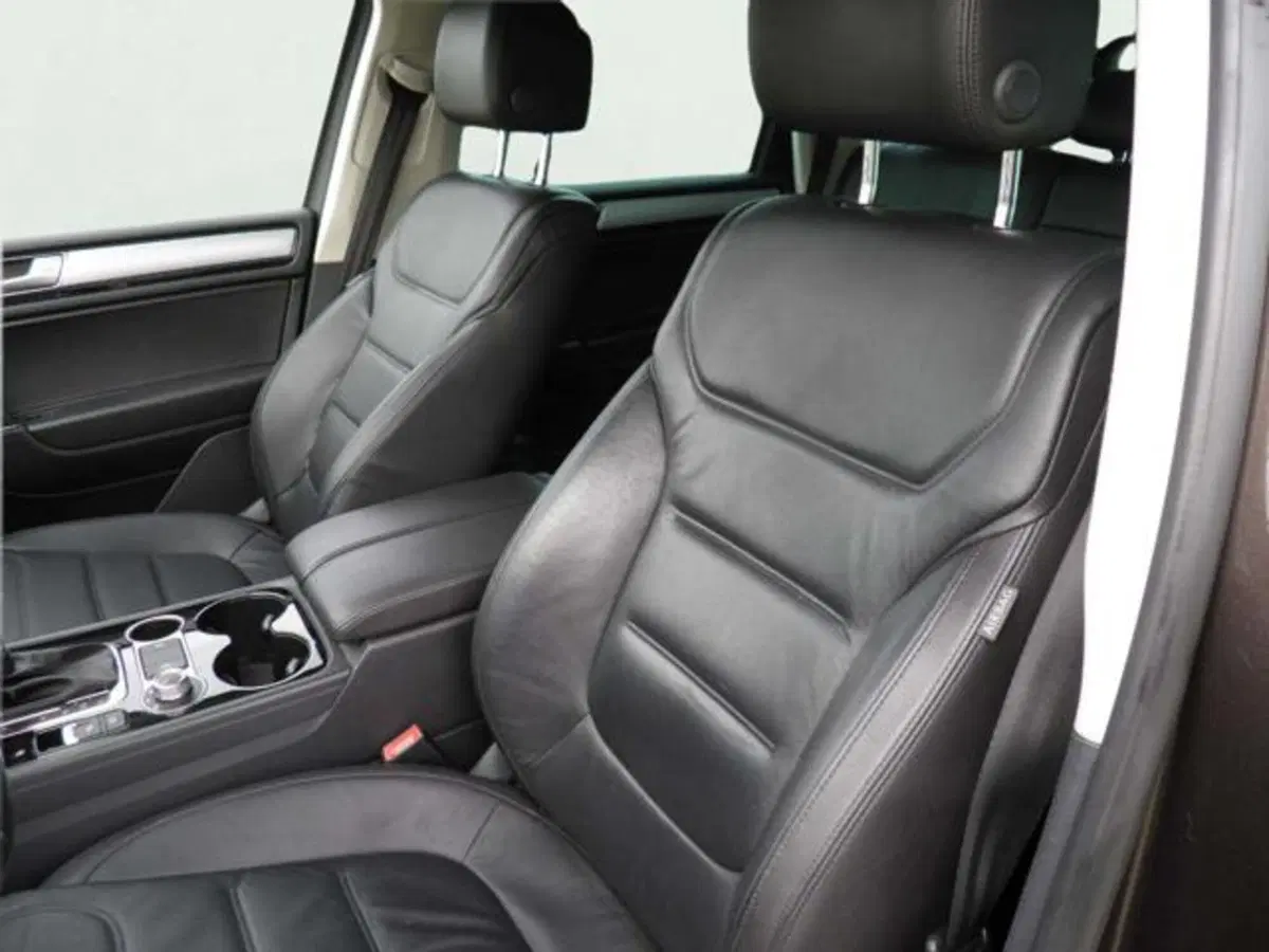 Volkswagen Touareg usata a Firenze (14)
