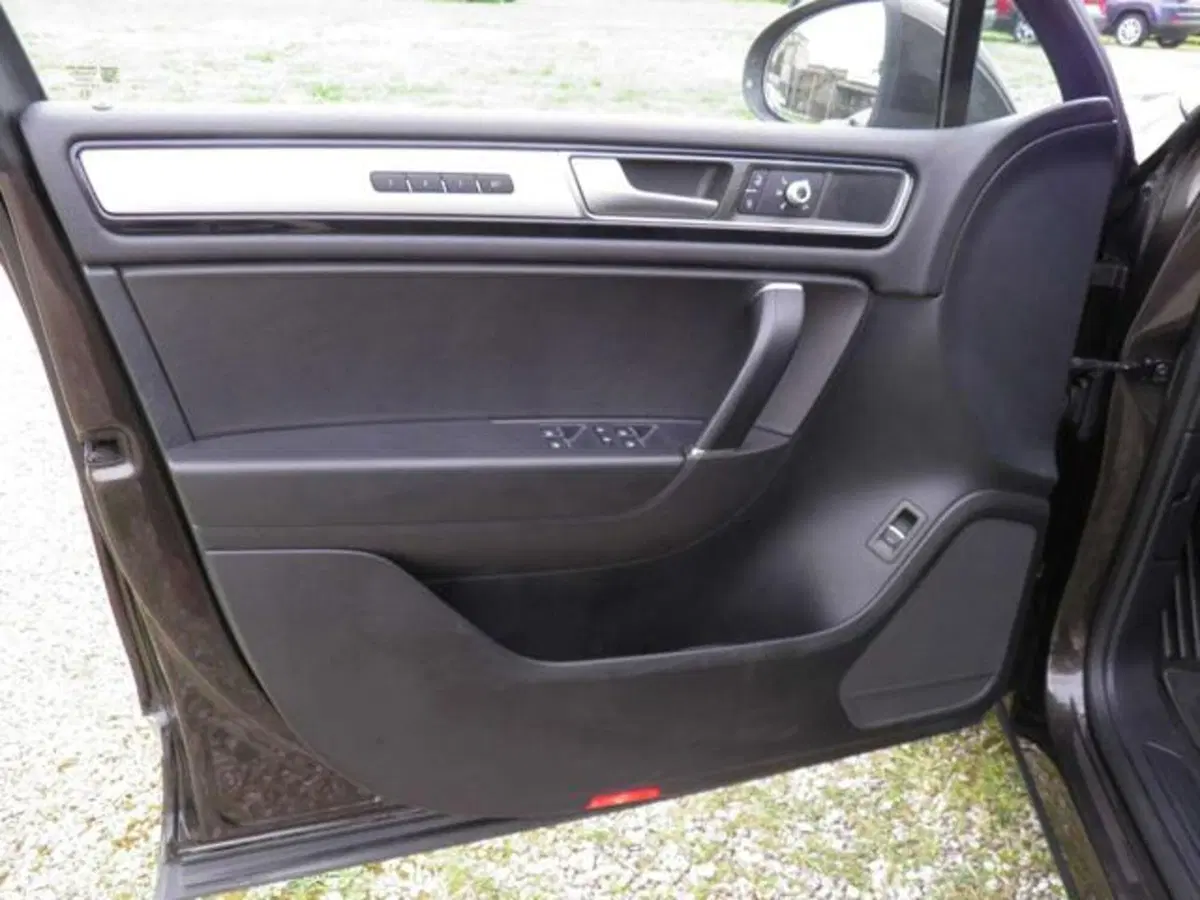 Volkswagen Touareg usata a Firenze (16)