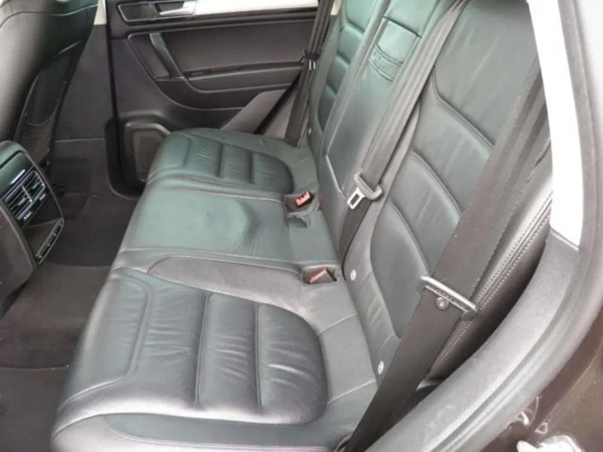 Volkswagen Touareg usata a Firenze (17)