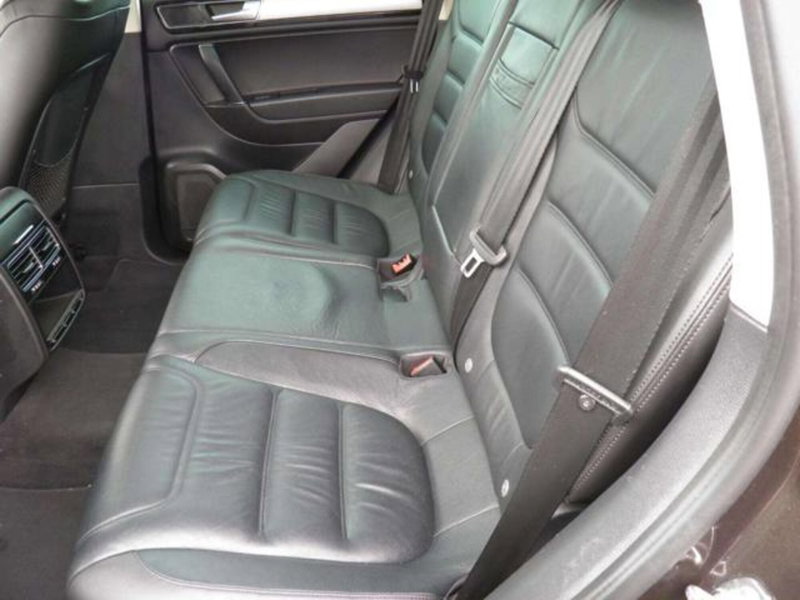 Volkswagen Touareg usata a Firenze (17)