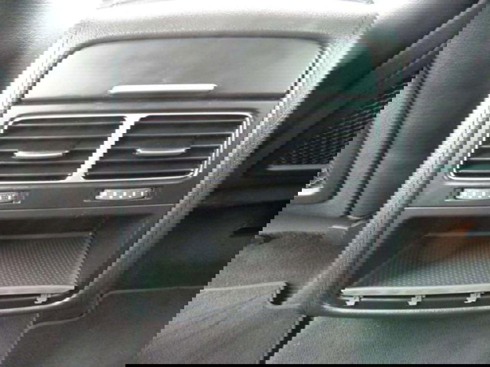 Volkswagen Touareg usata a Firenze (19)