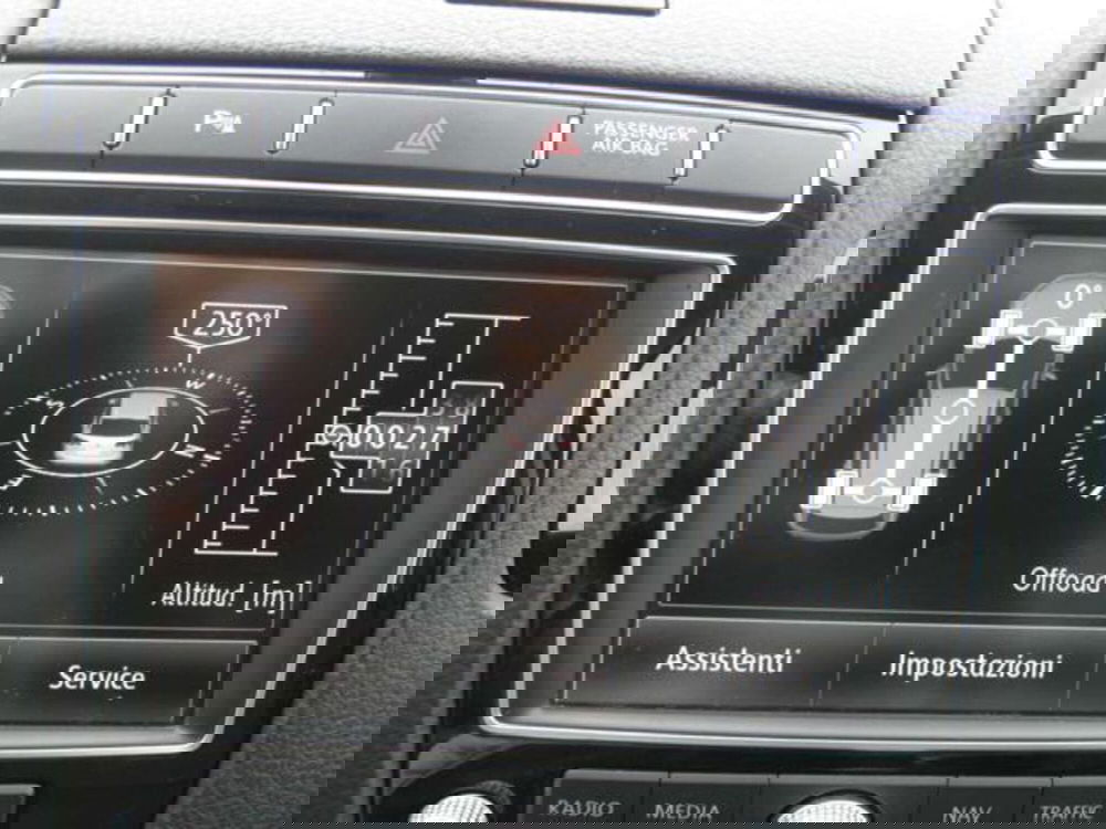 Volkswagen Touareg usata a Firenze (3)