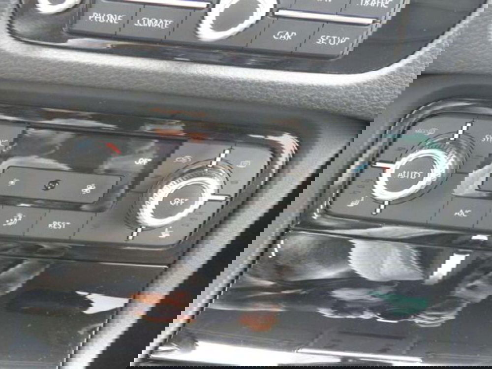 Volkswagen Touareg usata a Firenze (7)