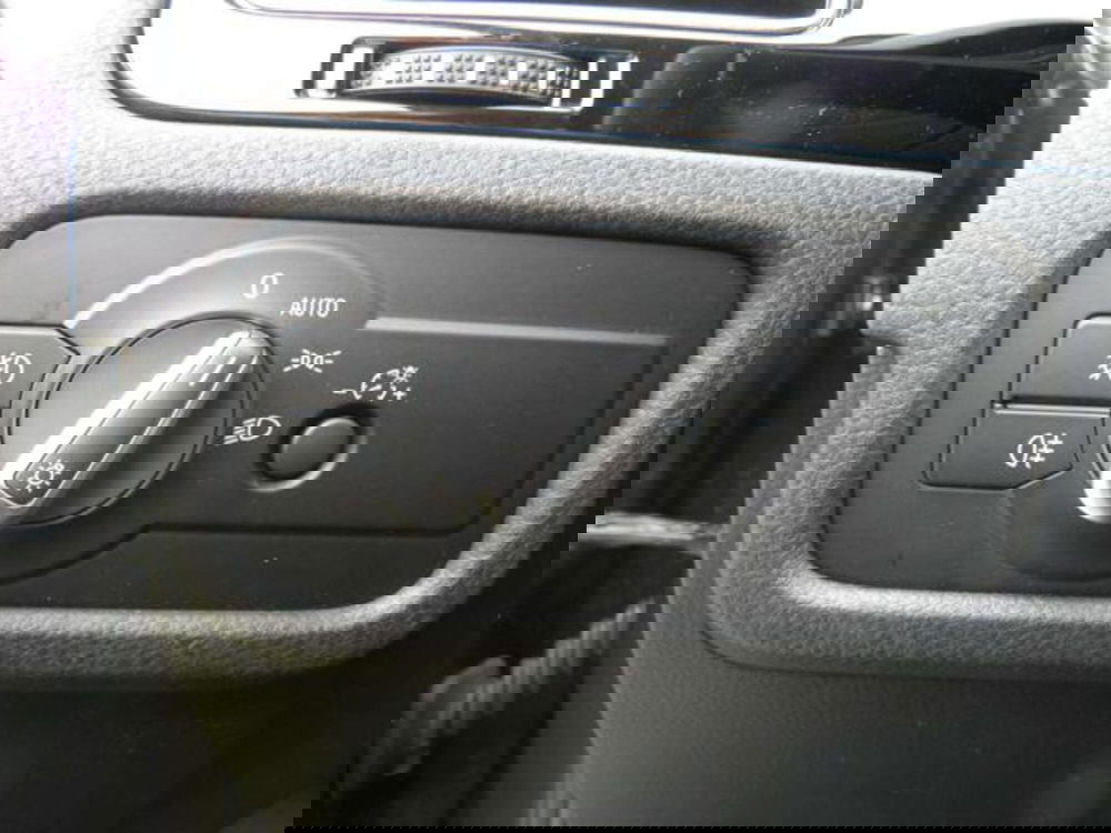 Volkswagen Touareg usata a Firenze (9)