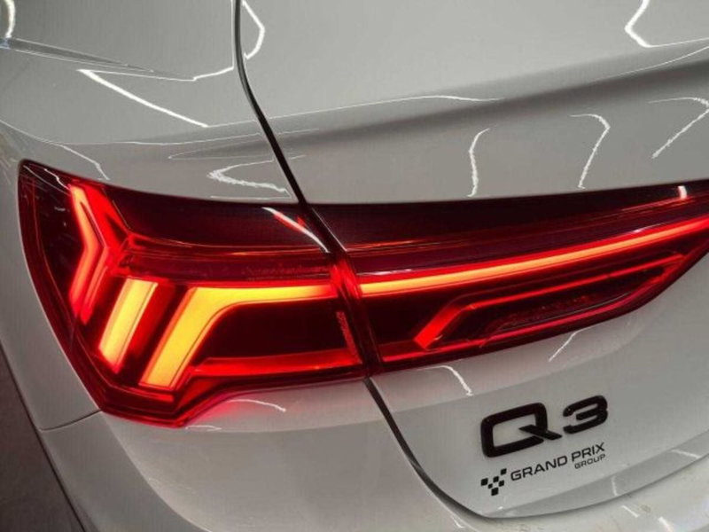 Audi Q3 Sportback usata a Bologna (8)