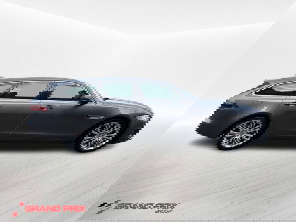Jaguar XF Sportbrake usata a Bologna (4)