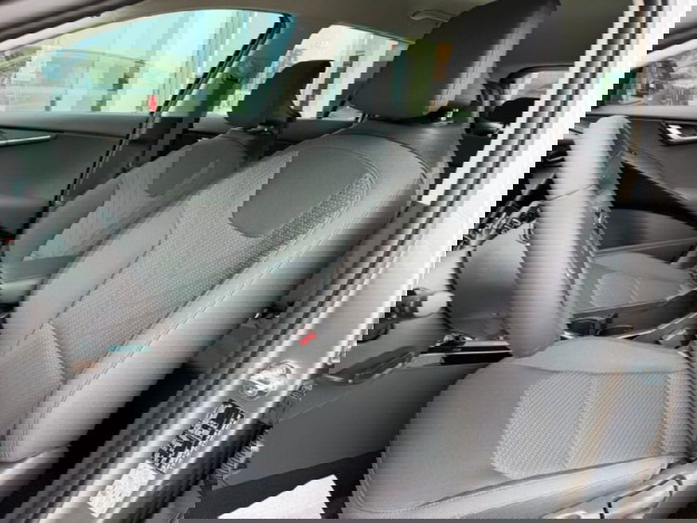 Kia Niro nuova a Bologna (9)