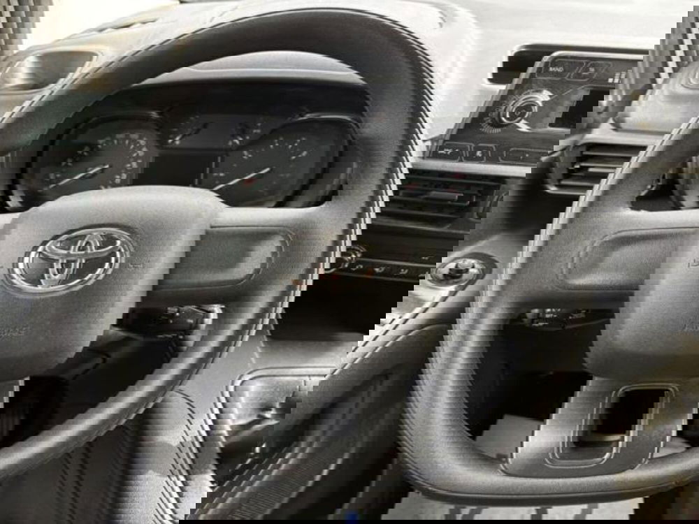 Toyota Proace City usata a Brescia (10)