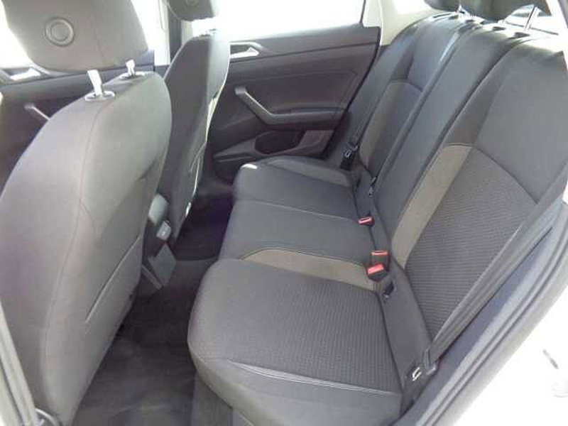 Volkswagen Taigo usata a Treviso (10)