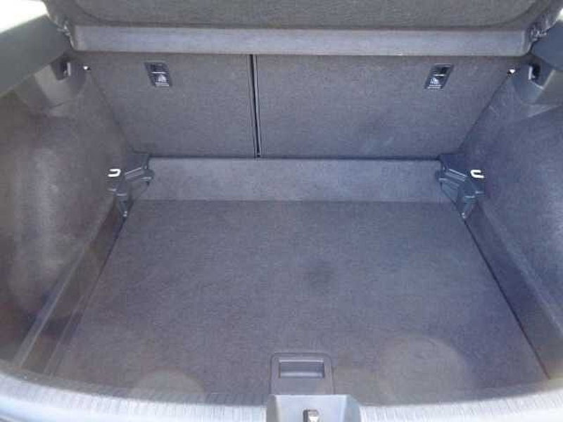 Volkswagen Taigo usata a Treviso (17)