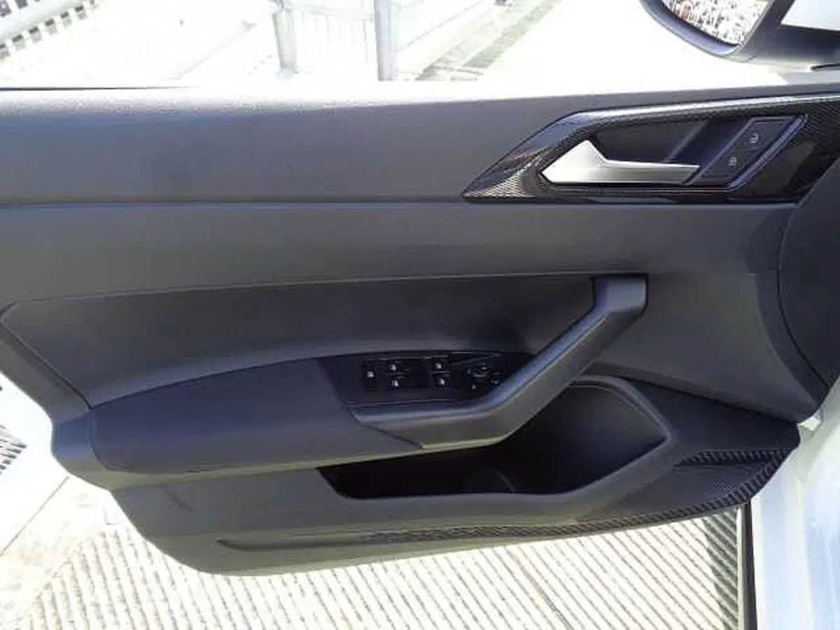 Volkswagen Taigo usata a Treviso (8)