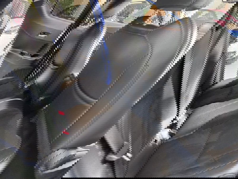 Toyota Toyota C-HR usata a Prato (10)