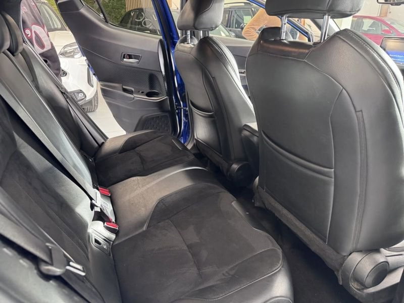 Toyota Toyota C-HR usata a Prato (10)